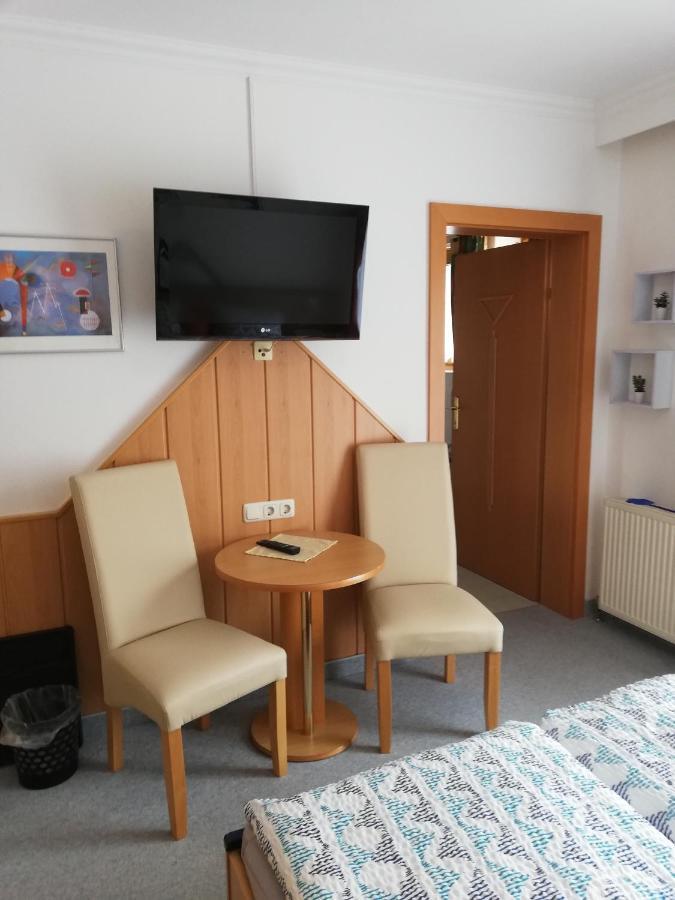 Haus Seppi Hotel Neukirchen am Großvenediger Buitenkant foto